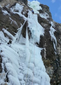 Finn McCann at the top of the first pitch of "The Devils Appendix" VI 6.