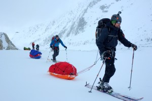 Niall and Wilki hauling